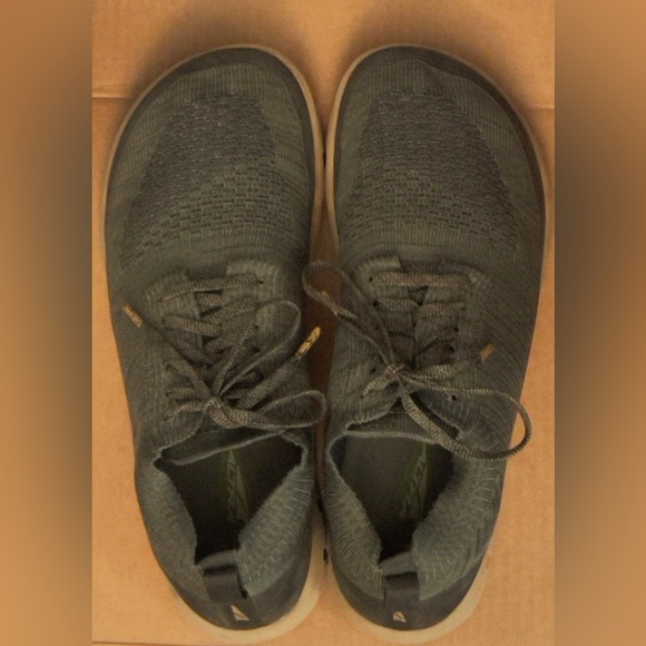 Altra Shoes Altra Vali Mens Green Running Shoes Sneakers Size 5